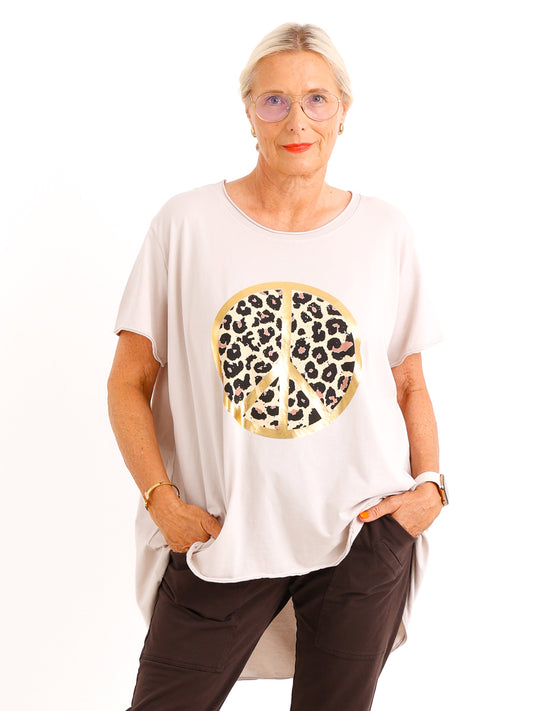 Lässiges Oversize-Shirt MELISSA.S – Leo-Peace mit edlem Goldglanz