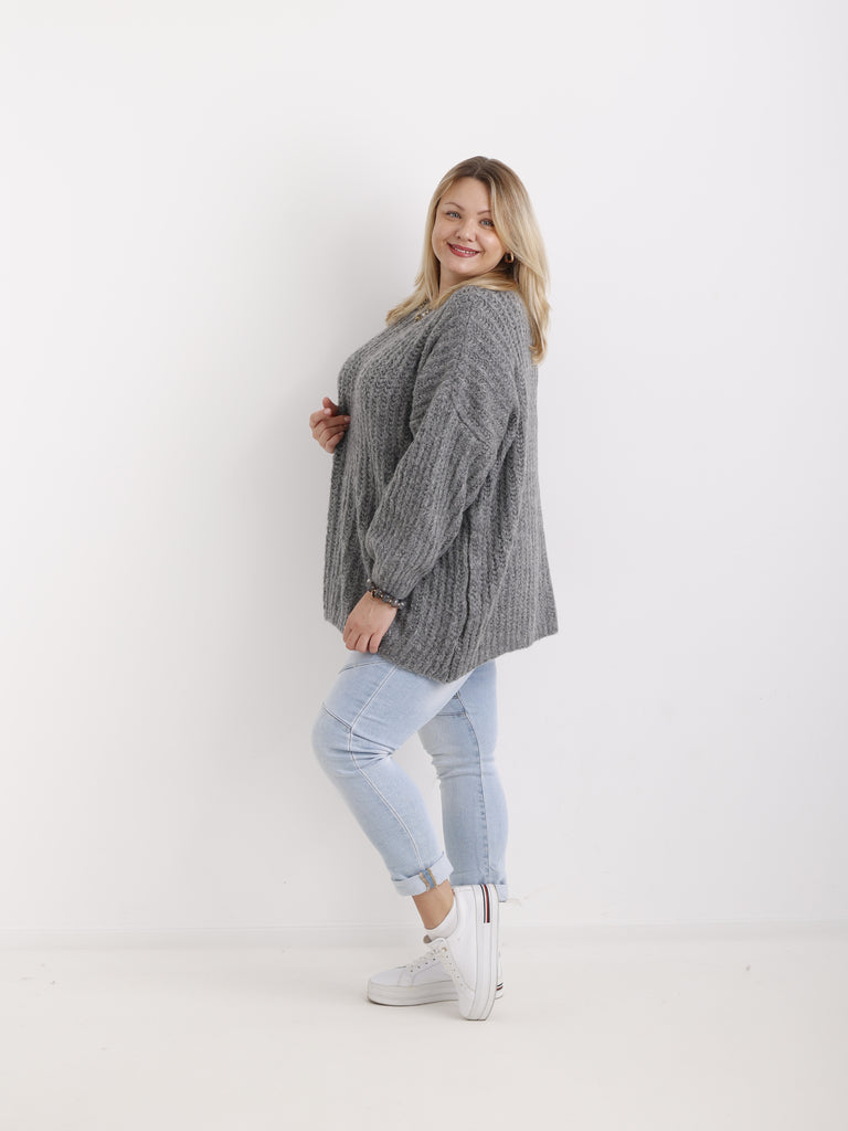 MEGAN Curvy Size Pullover - verschiedene Farben