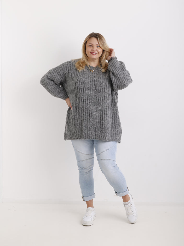 MEGAN Curvy Size Pullover - verschiedene Farben