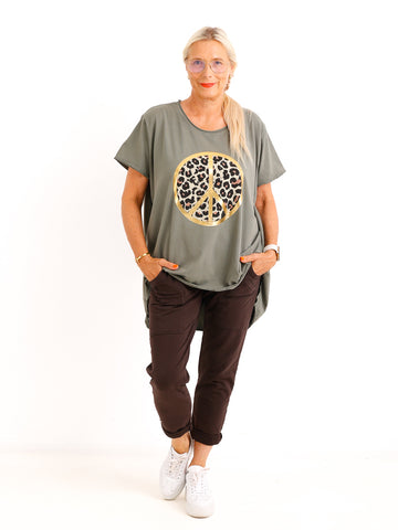 Lässiges Oversize-Shirt MELISSA.S – Leo-Peace mit edlem Goldglanz