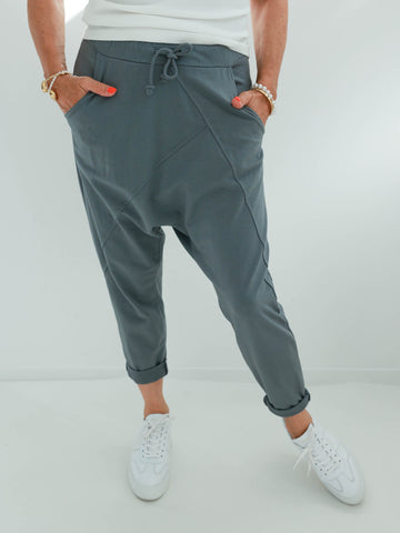 JOSHI Baggy Pants - verschiedene Farben