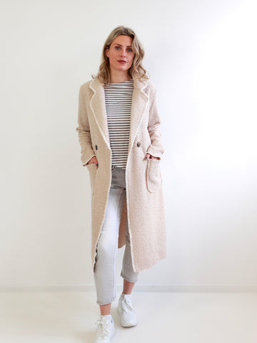 THEA Bouclé Mantel - beige