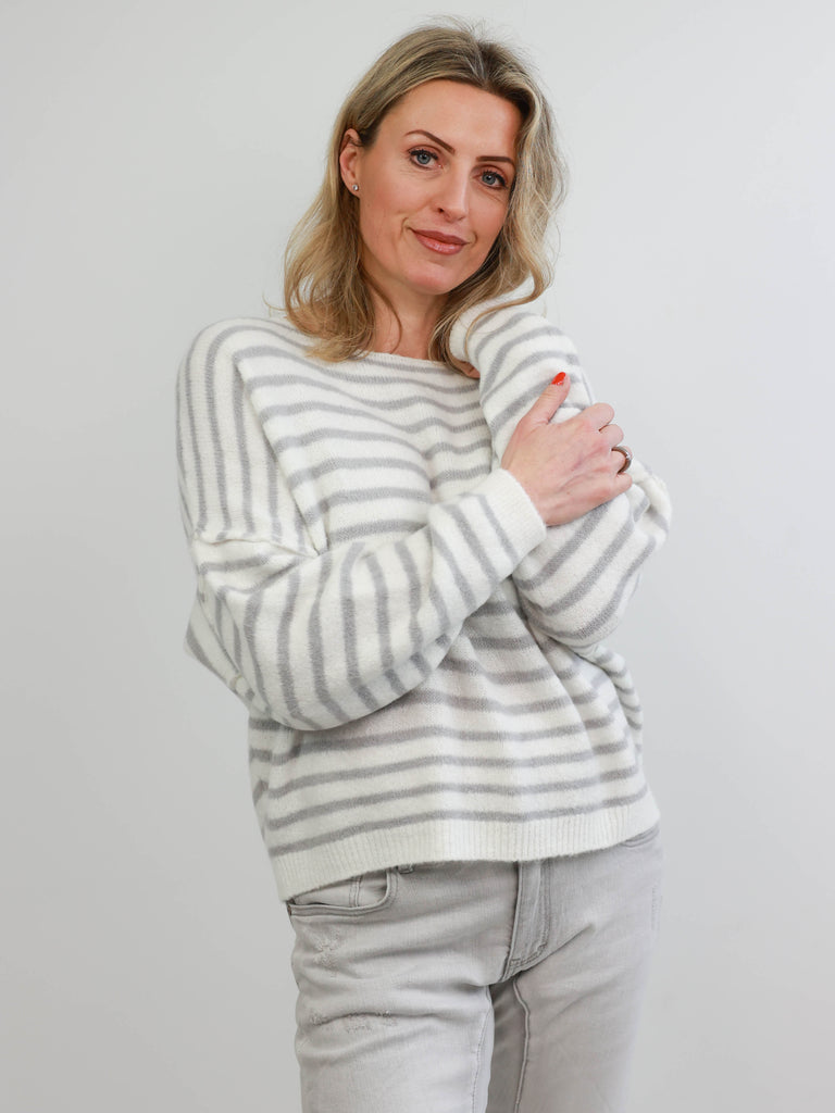 ADELLE Pullover - verschiedene Farben