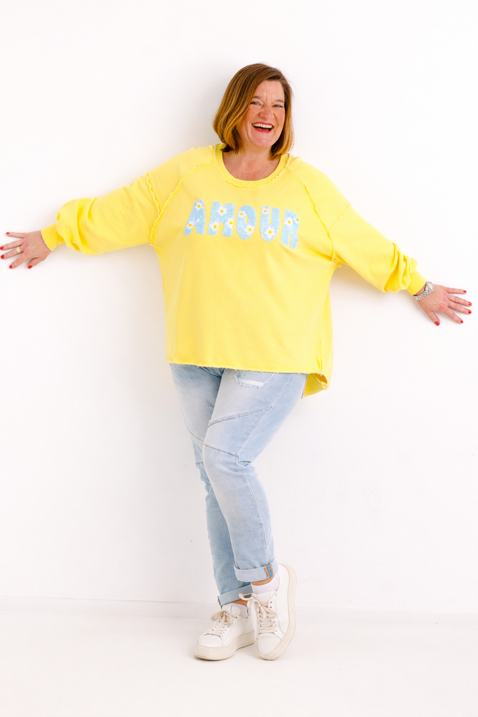 AMOUR Sweatshirt | One Size 36-46