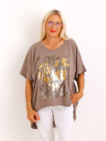 Oversize-T-Shirt JOHANNA.S – Goldener Leo-Print mit Statement – Gr. 38–48