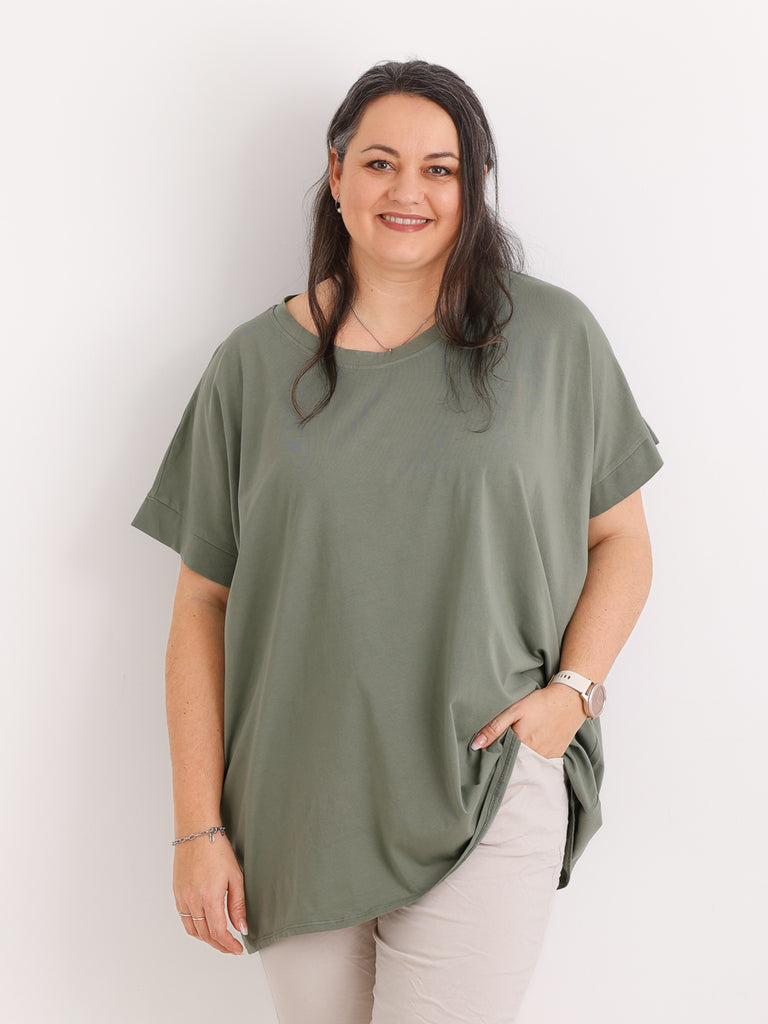 LISA T-Shirt | Curvy One Size 40-48