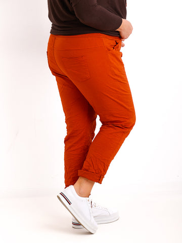 BESSIE Curvy Size Jogpants – Komfort & Style in vielen Farben