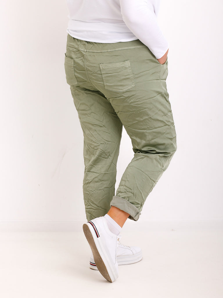 DEE Jogpants Größe 46 bis 52 - verschiedene Farben