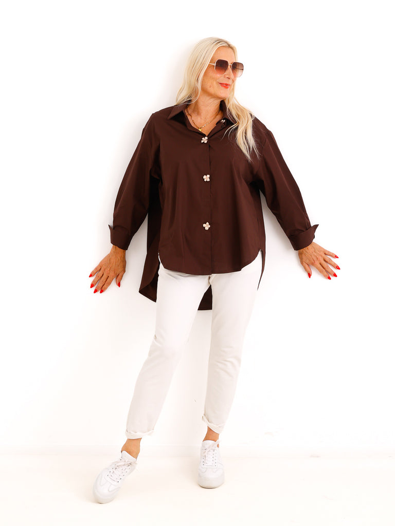 Oversize Bluse VIRELLA – Abnehmbare Statement-Blumenknöpfe mit Klick-System – Gr. 40–46