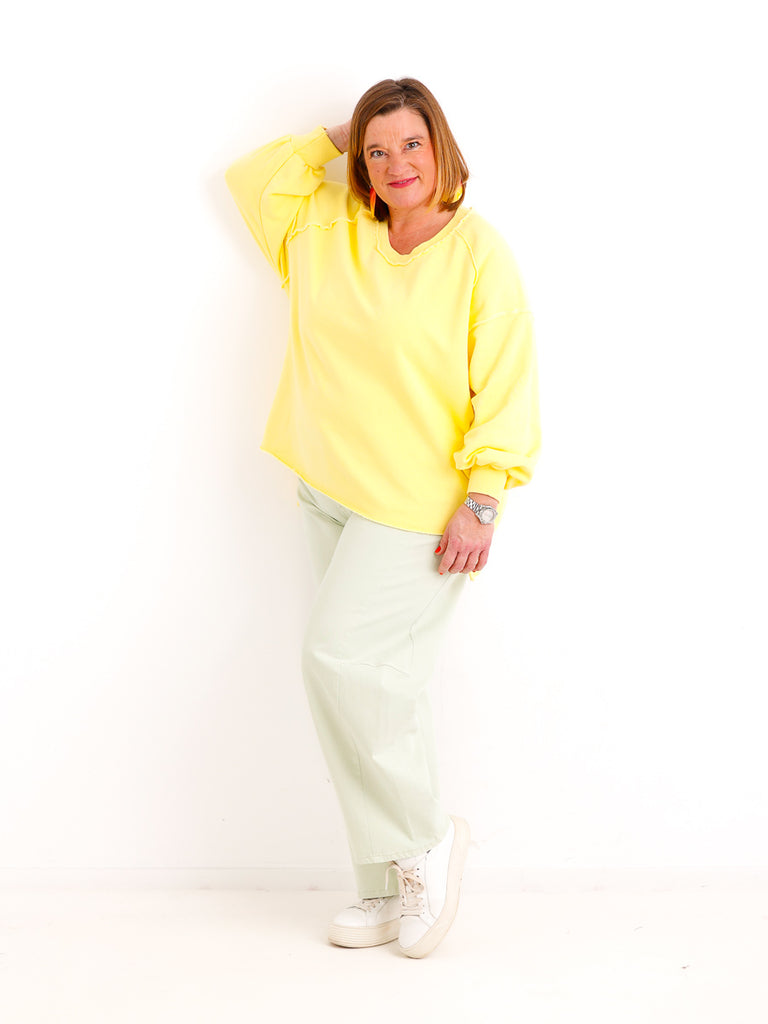 LEONI Sweatshirt | One Size 38-48