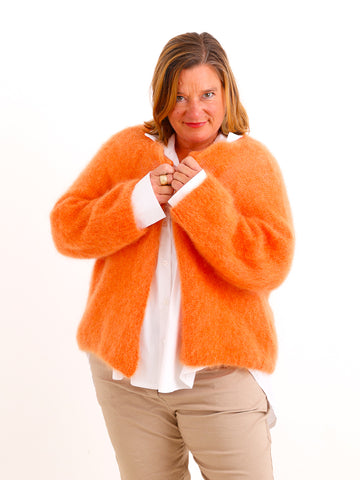 Oversize Mohair Cardigan SERELLE – Flauschiger Statement-Strick mit 80 % Mohair – Gr. 38–46