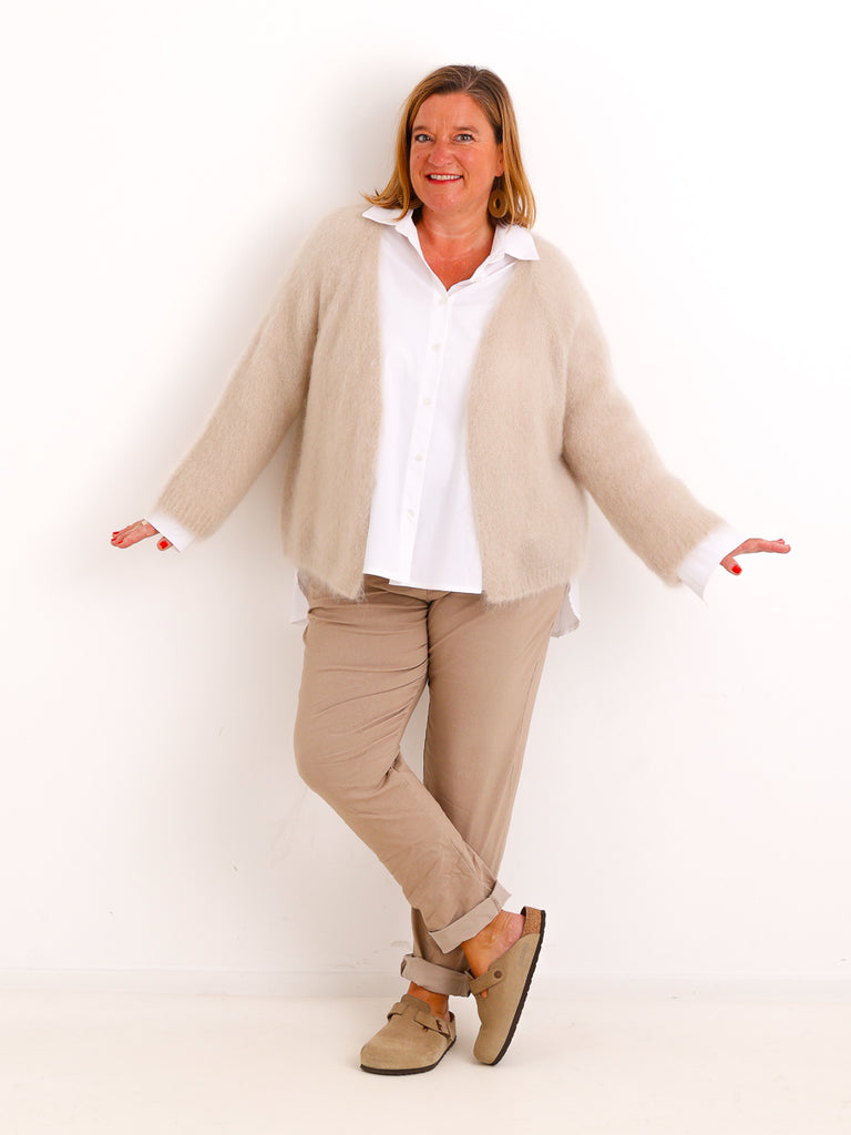 Oversize Mohair Cardigan SERELLE – Flauschiger Statement-Strick mit 80 % Mohair – Gr. 38–46