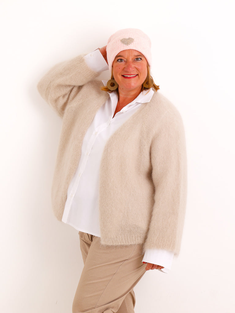 Oversize Mohair Cardigan SERELLE – Flauschiger Statement-Strick mit 80 % Mohair – Gr. 38–46