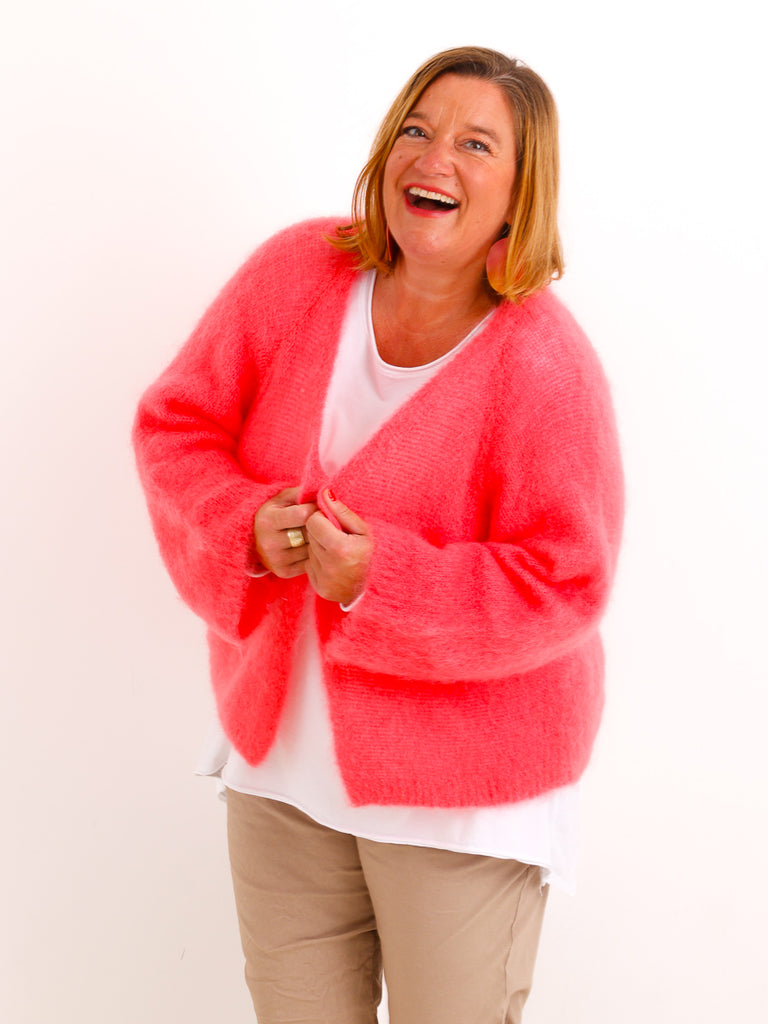 Oversize Mohair Cardigan SERELLE – Flauschiger Statement-Strick mit 80 % Mohair – Gr. 38–46