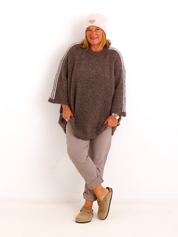 Curvy Size Pullover LUNELL – Extra langer Schnitt mit besonderen Ärmeldetails – Gr. 42–48