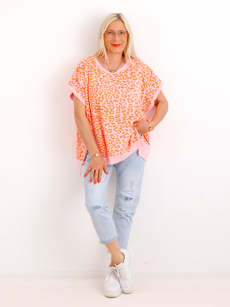 Oversize Leo-Shirt JOSEFINE.S – Sanfter Print – Gr. 38-46