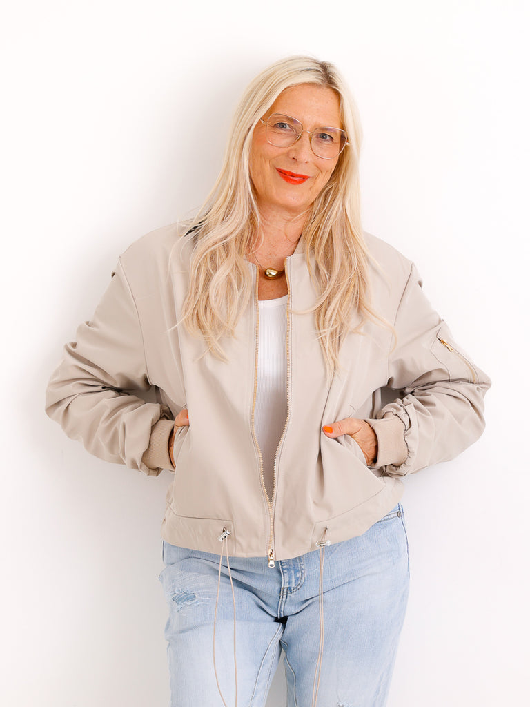 Kurze Bomberjacke NANCY – Sportliche Übergangsjacke – Gr. 36-42