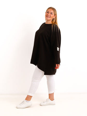 Curvy Size Sweatshirt MAILYS – Extra langer Oversize-Schnitt mit Patch-Details – Gr. 46–56