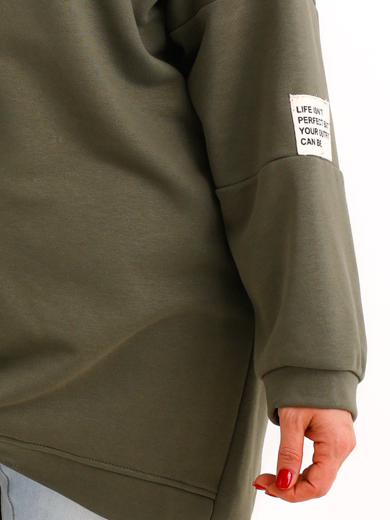 Curvy Size Sweatshirt MAILYS – Extra langer Oversize-Schnitt mit Patch-Details – Gr. 46–56