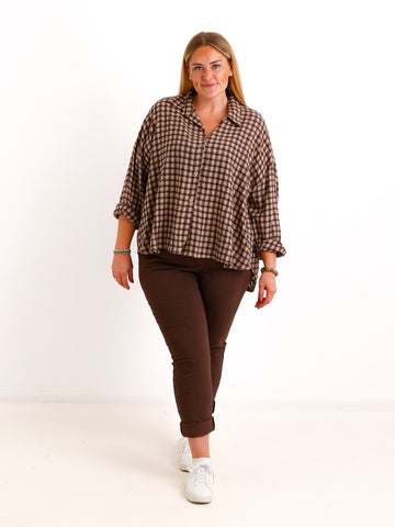 Oversize Karohemd NAYELLE – Leichte Baumwolle mit verlängertem Rücken – Gr. 40–46