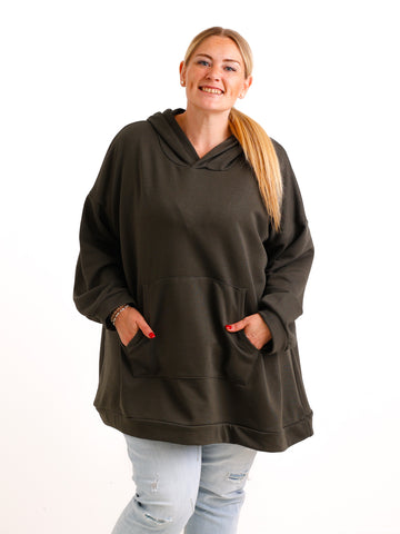 Curvy Size Hoodie ELSI – Extra weiter Long-Hoodie mit Kängurutasche – Gr. 46–56