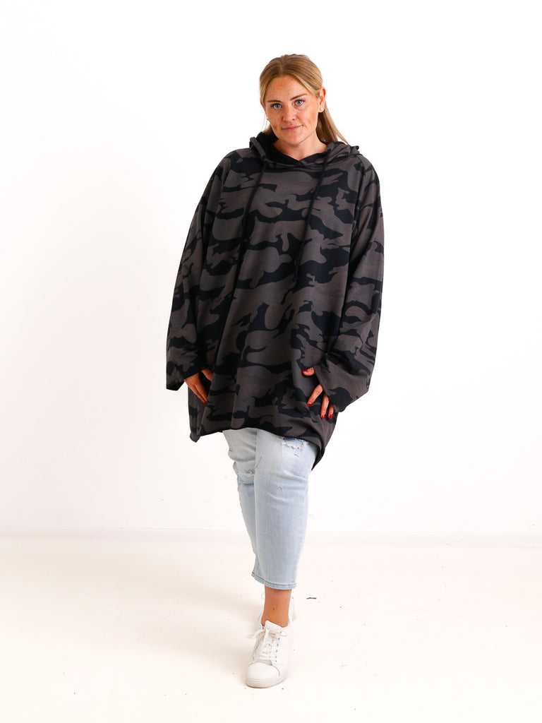 Curvy Size Hoodie FANELLE – Lässiger Camouflage-Look in leichter Baumwollqualität – Gr. 46–58