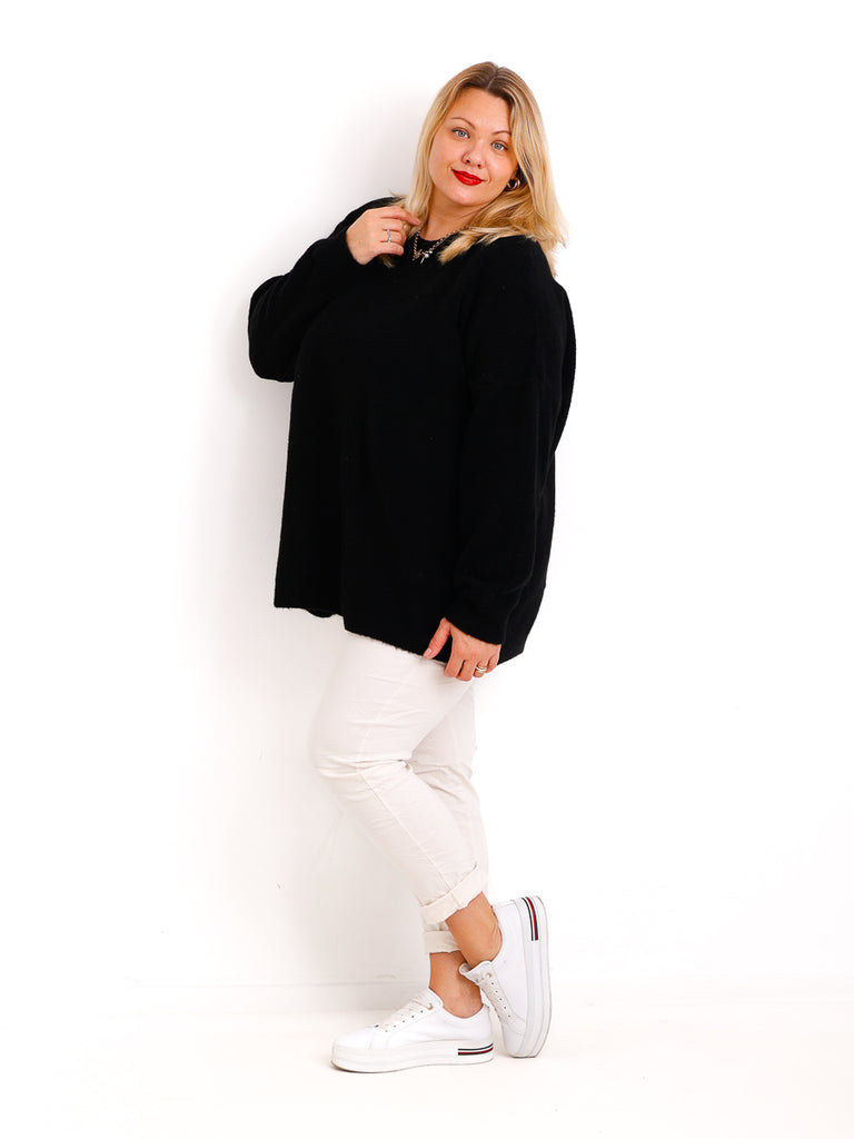 EDITA Curvy Size Pullover - verschiedene Farben