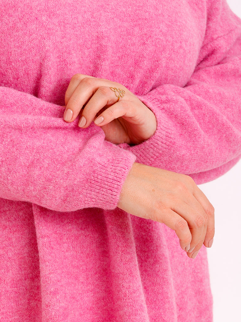 EDITA Curvy Size Pullover - verschiedene Farben