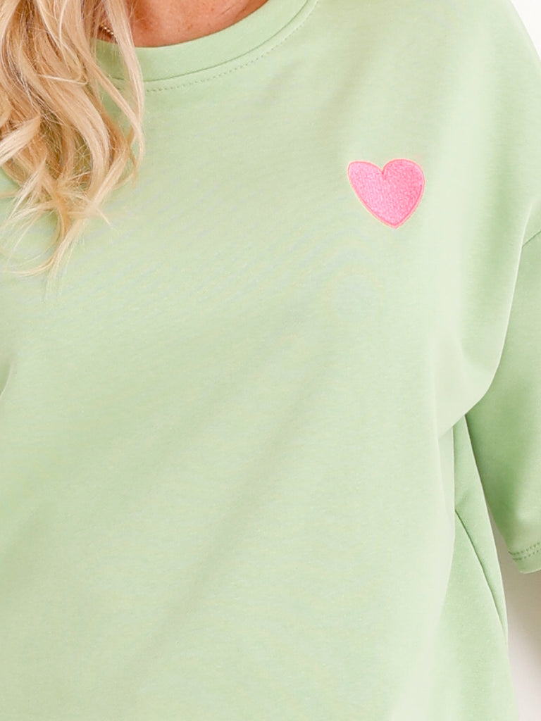 Oversize Kurzarm-Sweater DOLLY.S – Herz-Patch – Soft-Haptik – Gr. 38-42