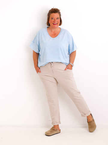 Oversize V-Neck T-Shirt JANICE.S – Premium Baumwolle – Rollsaum – Gr. 38-44
