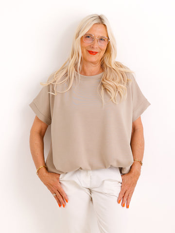 T-Shirt AMIRA.S – Soft Touch & Saumraffung - Gr. 36–42