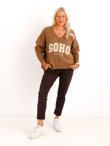 Oversize Strickpullover FLORINA.S – V-Ausschnitt & SOHO-Design – Gr. 38–44