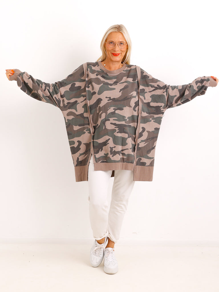 Curvy-Sweater ELISE.S – Lässiger Long-Schnitt im Camouflage-Look – Gr. 42-52