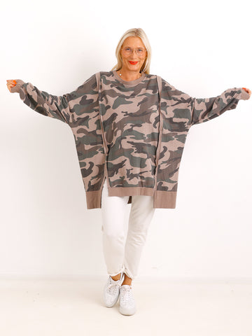 Curvy-Sweater ELISE.S – Lässiger Long-Schnitt im Camouflage-Look – Gr. 42-52
