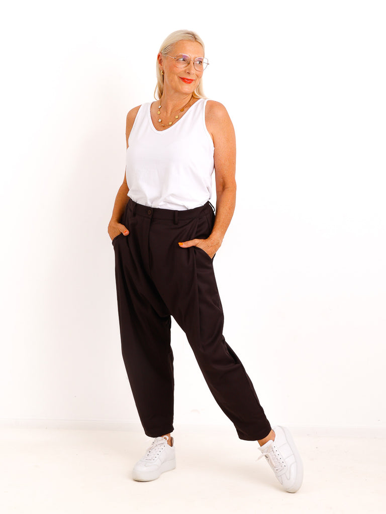 Baggy-Hose LARELL - braun - Extra tiefer Schritt & lässige Silhouette – Größen M–XL