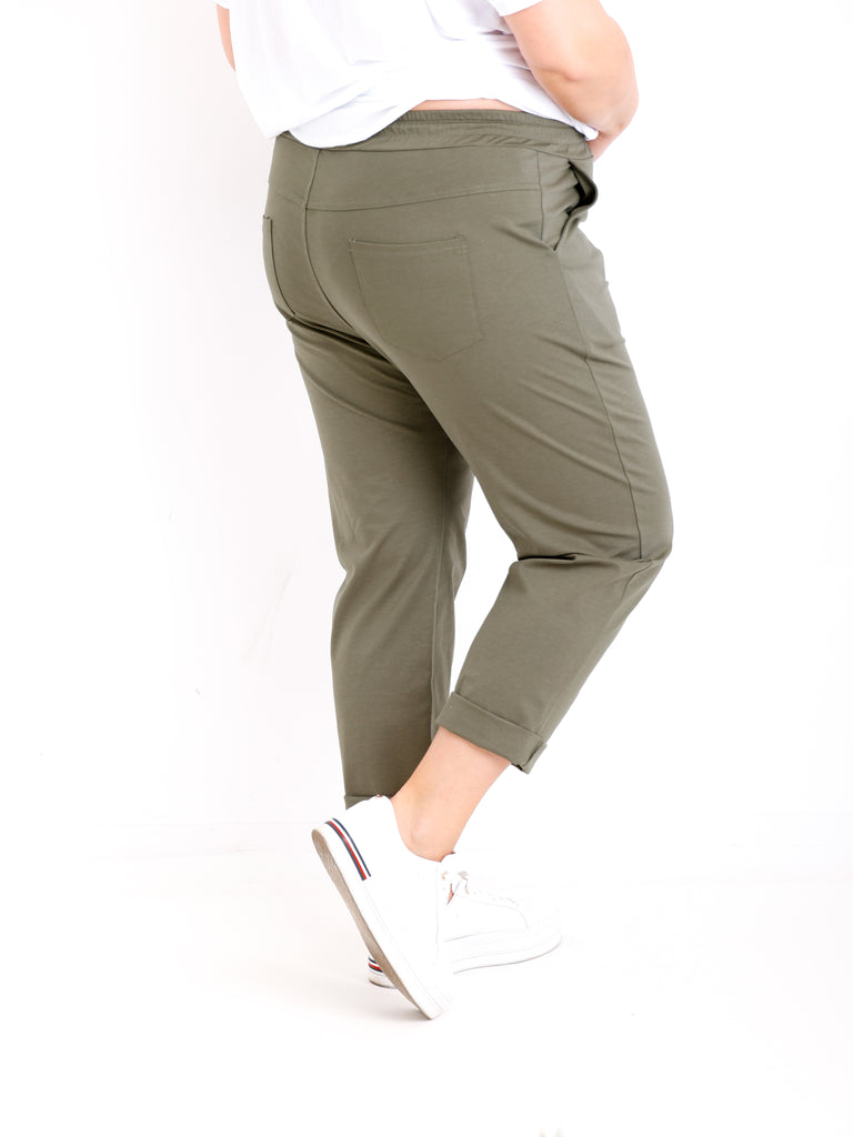 CONNOR Curvy Size 2XL Hose  - verschiedene Farben