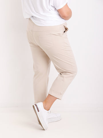 CONNOR Curvy Size 2XL Hose  - verschiedene Farben