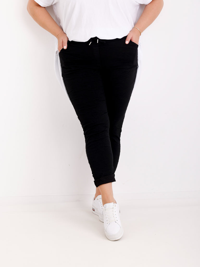 BESSIE Curvy Size Jogpants – Komfort & Style in vielen Farben