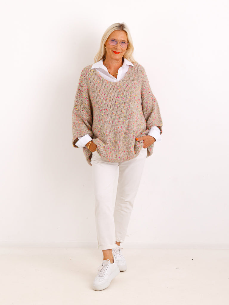 Oversize-Pullover EILEEN.S – Flauschiger Konfetti-Strick mit V-Ausschnitt – Gr. 40–48