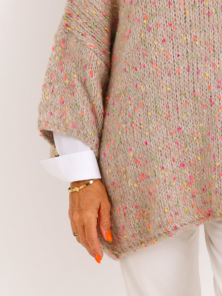 Oversize-Pullover EILEEN.S – Flauschiger Konfetti-Strick mit V-Ausschnitt – Gr. 40–48